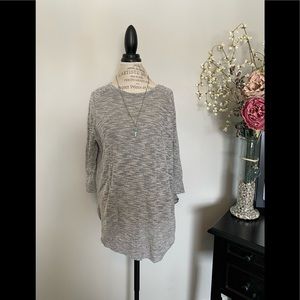 🖤 EUC Express Sweater